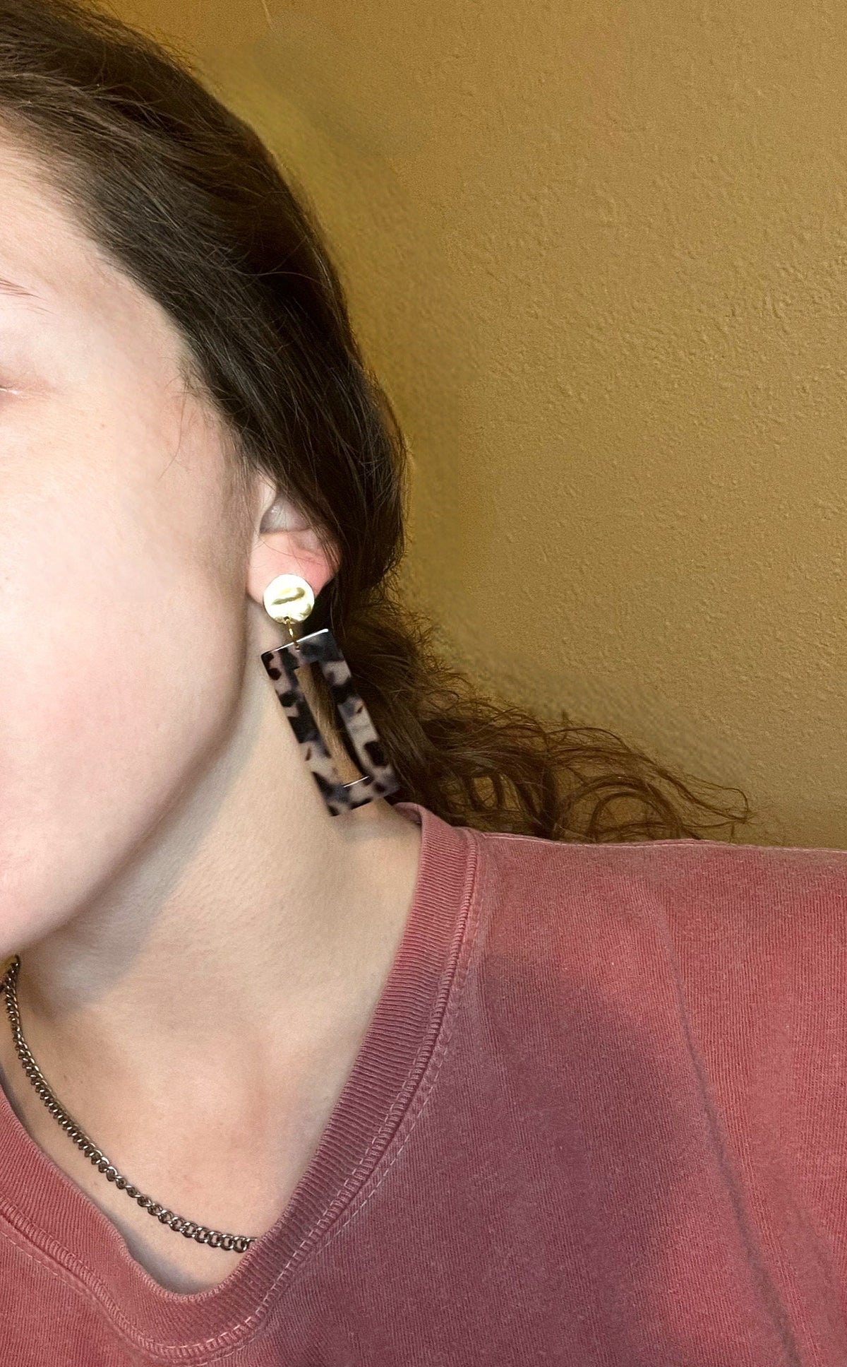 Tortoise Shell Earrings | Rectangle Tortoise Shell Earrings W/ Gold Disc | Everyday Stylish Earrings For Women | Minimal Fashion |