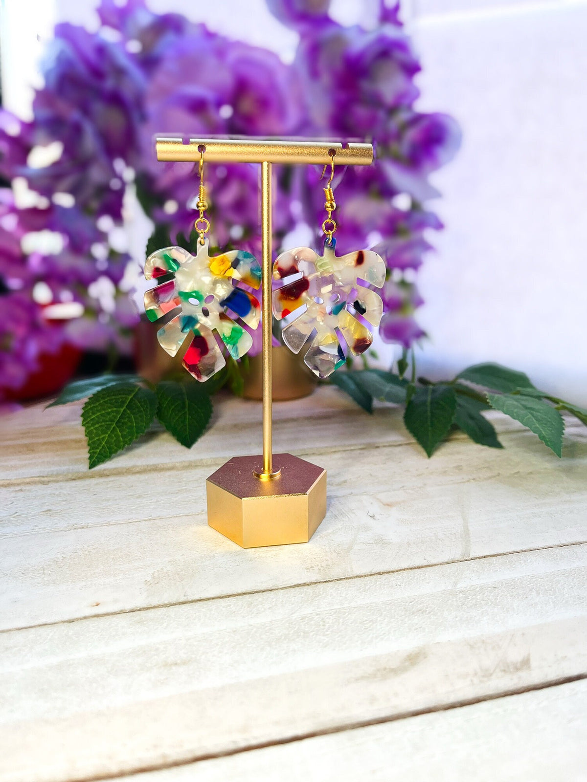 Cellulose Acetate Colorful Monstera Leaf Earrings | Colorful Summer Leaf Earrings | Gifts for Plant Lovers | Unique Simple Leaf | Gold Hook