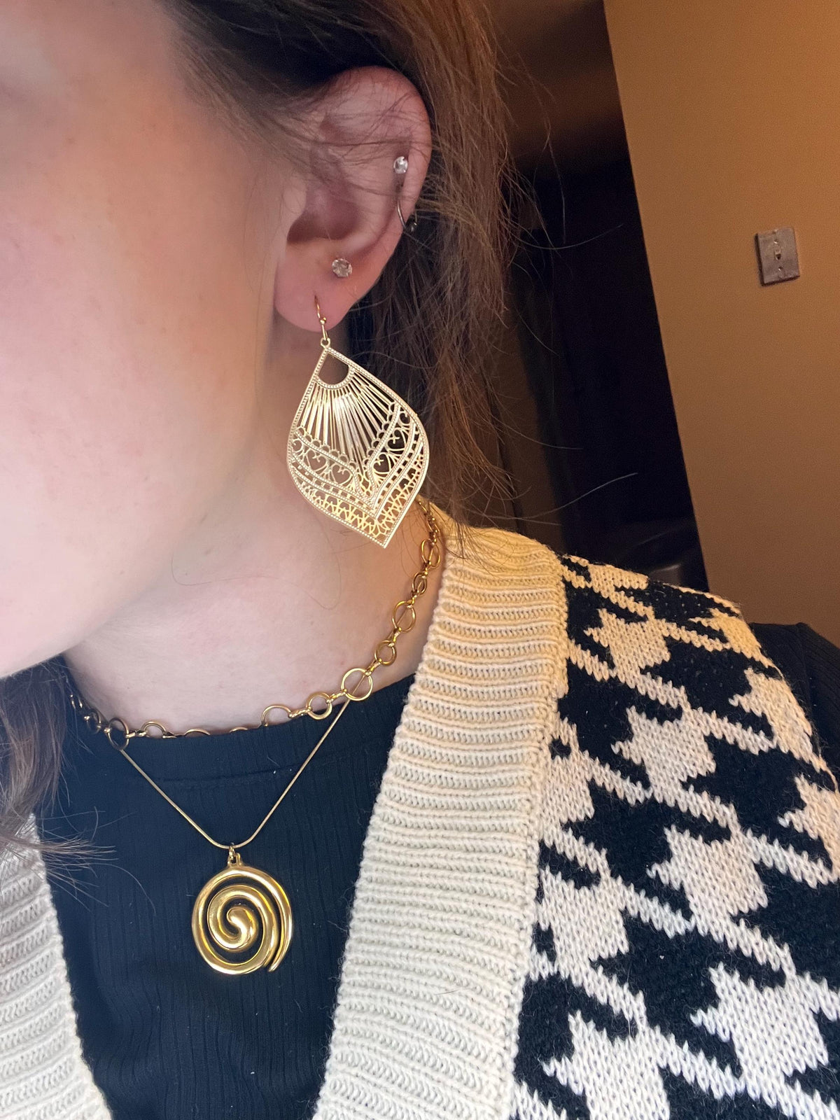 Stainless Steel Filigree Gold Earrings | Gold Elegant Filigree Earrings | Jewelry for Women | Gifts for Her |