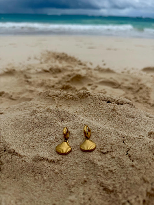 Golden Shell Huggies | Gold Shell Hoop Earring | Stainless Steel | Beach Jewelry | Coastal Earring | Minimalist Gold Earring | Scallop Shell