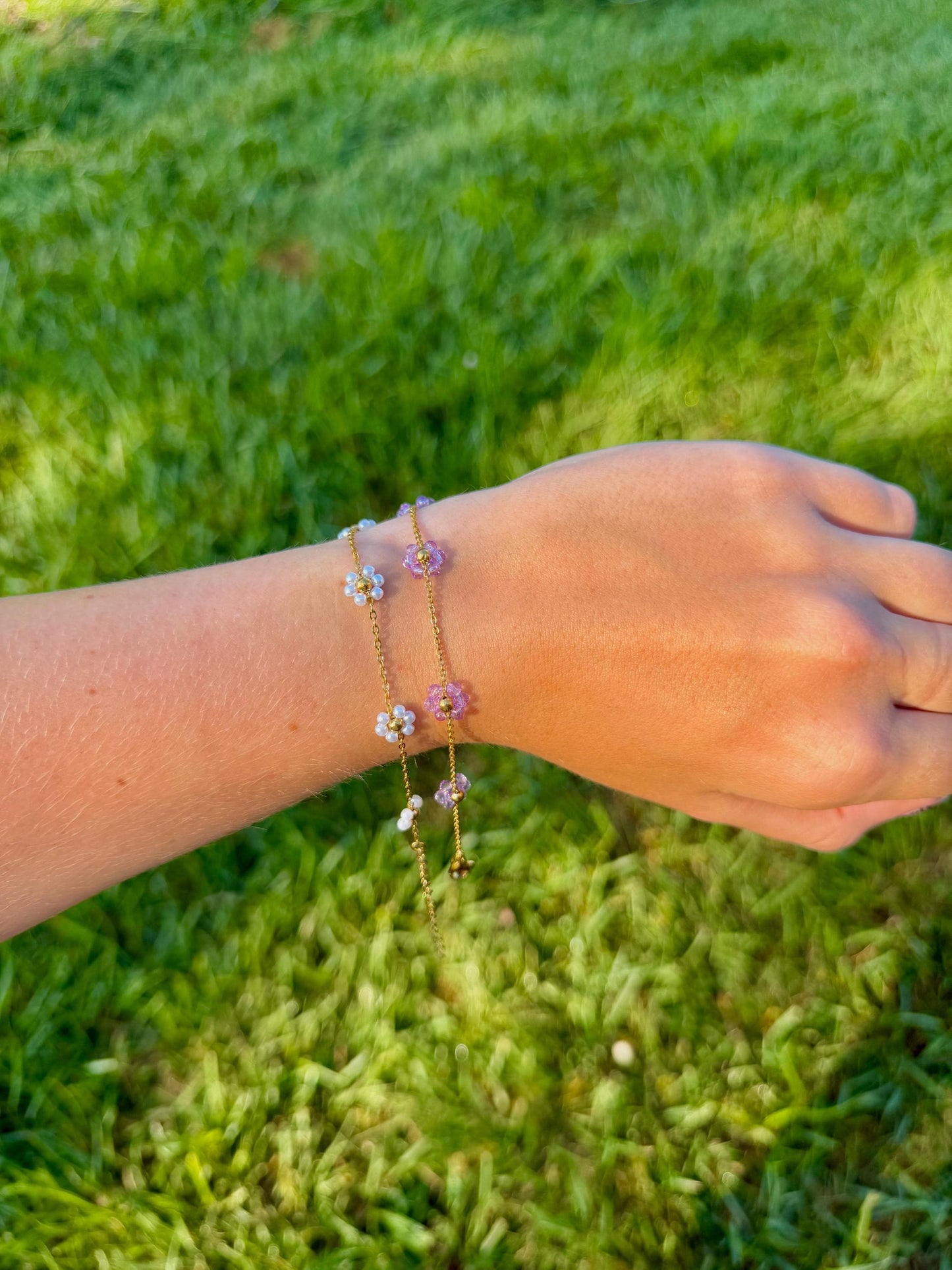Daisy Chain Bracelet | Stainless Steel Pearl or Lavender Beaded Gold Chain Bracelet