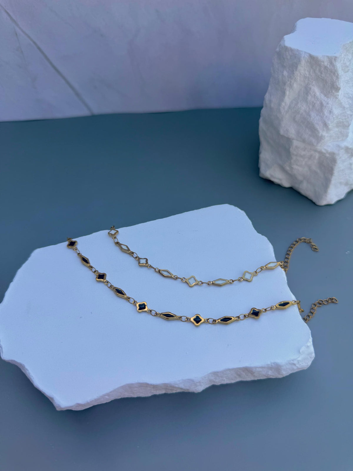 Noir Clover Chain Bracelet | Stainless Steel Water Resistant | Black White Enamel Jewelry