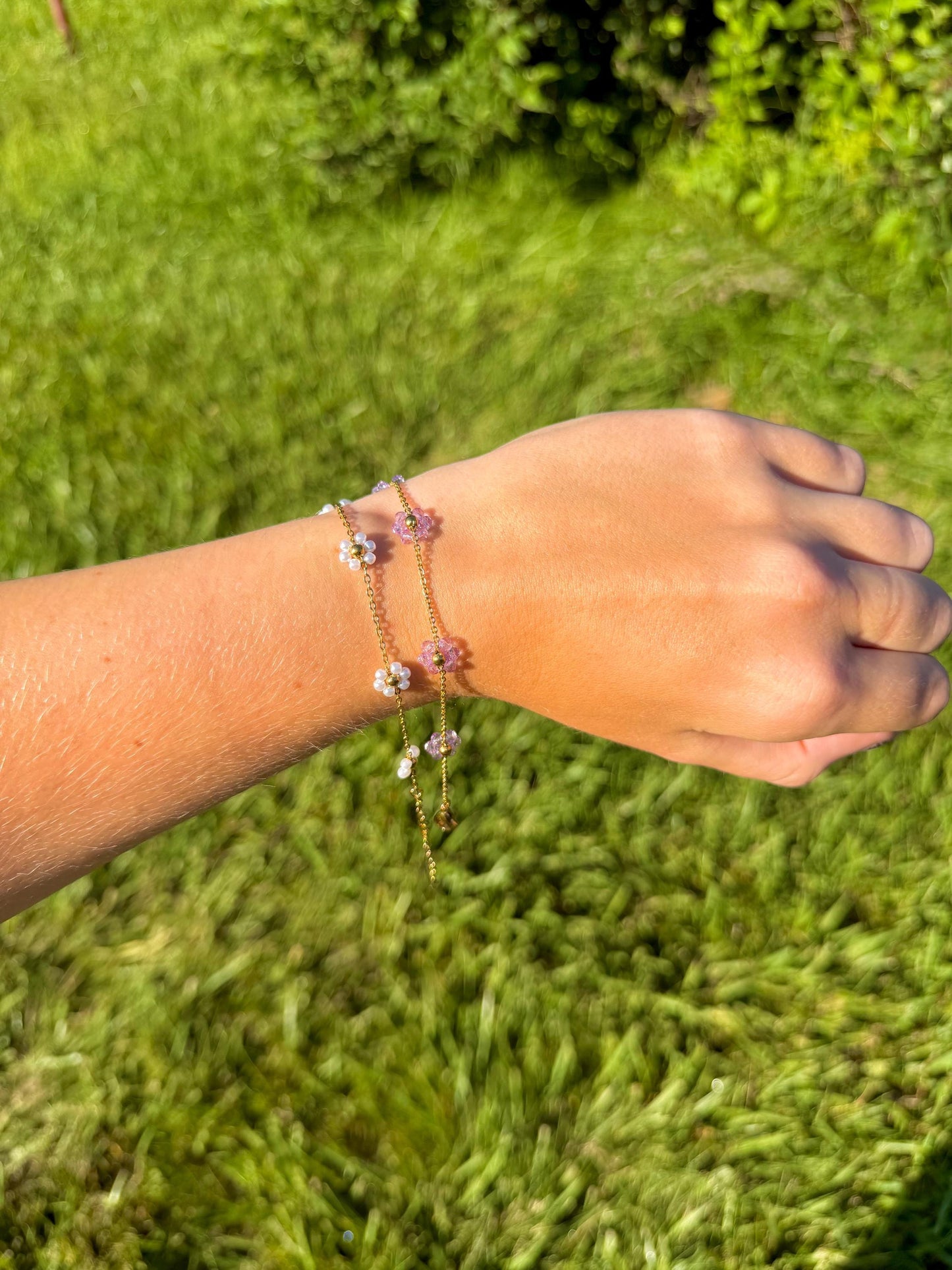 Daisy Chain Bracelet | Stainless Steel Pearl or Lavender Beaded Gold Chain Bracelet