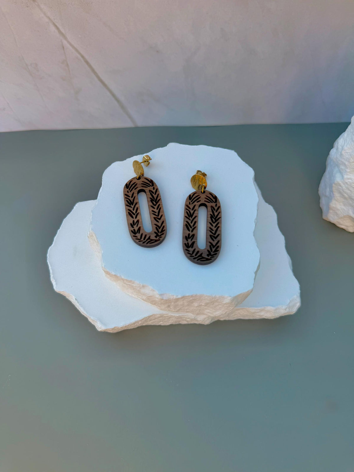 Etched Oval Drops | Wood Leaf Engraved Dangle Earrings | Boho Gold Stud Jewelry