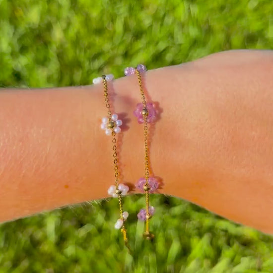 Daisy Chain Bracelet | Stainless Steel Pearl or Lavender Beaded Gold Chain Bracelet