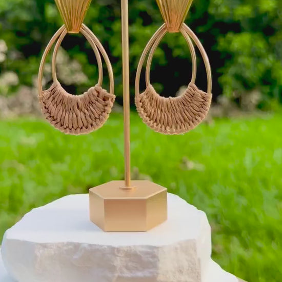 Shell Fan Raffia Earrings | Woven Boho Hoop